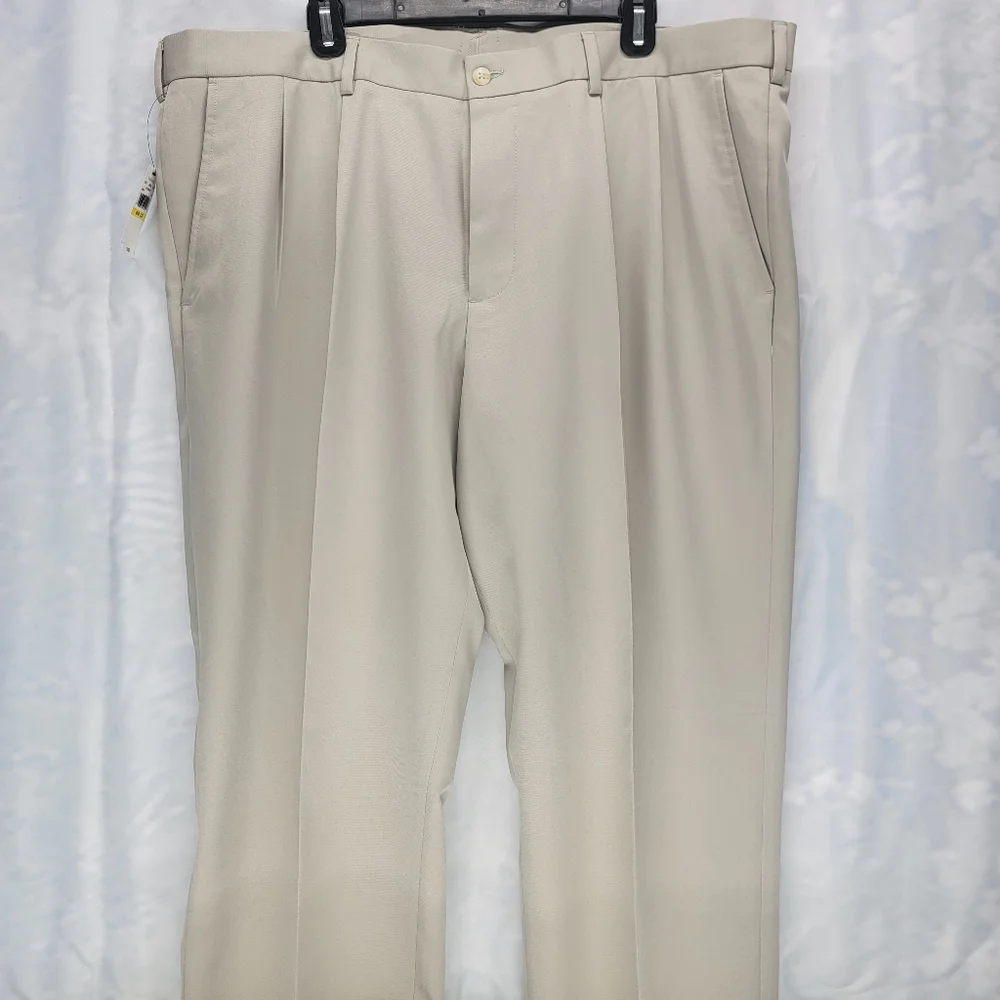 Van Heusen 40X32 Microfiber Comfort Stretch Taupe No Iron Dress Pants Cuffed NWT - Picture 6 of 7
